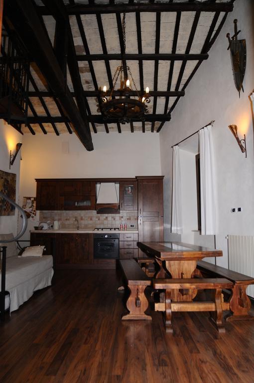 La Dimora Del Ghibellino Villa Tivoli Ruang foto