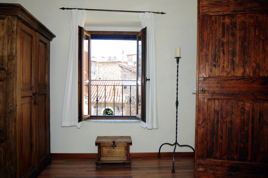 La Dimora Del Ghibellino Villa Tivoli Ruang foto