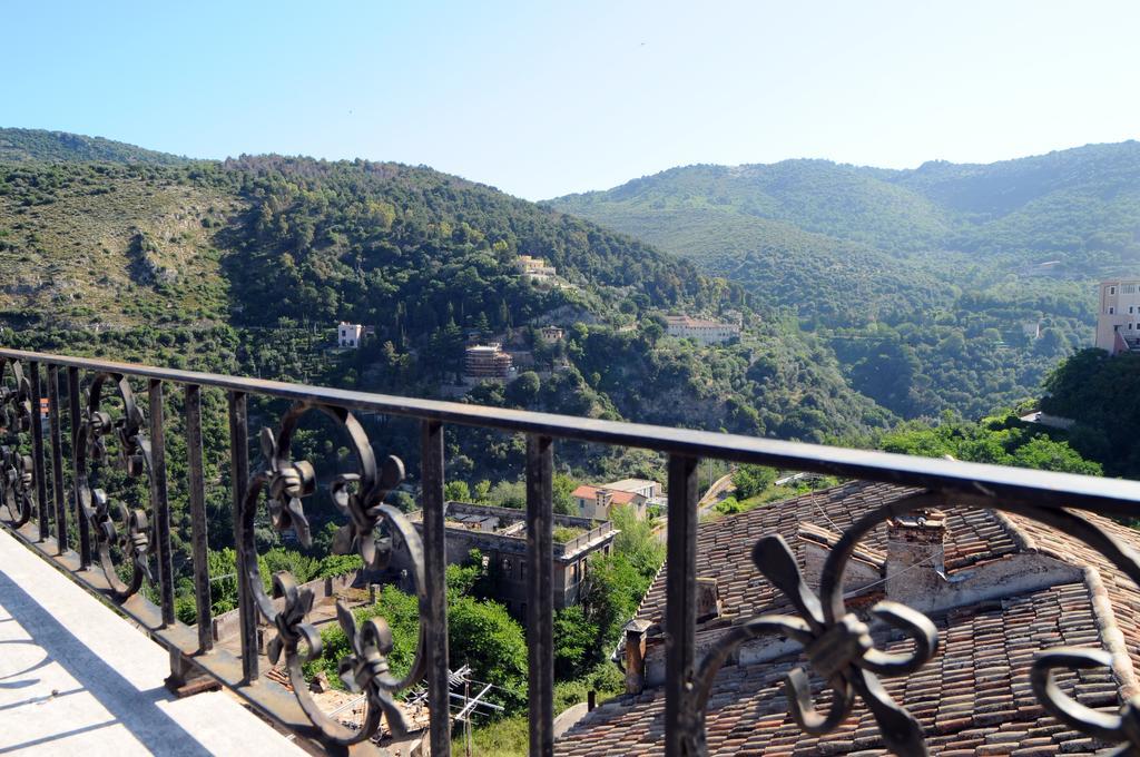 La Dimora Del Ghibellino Villa Tivoli Ruang foto