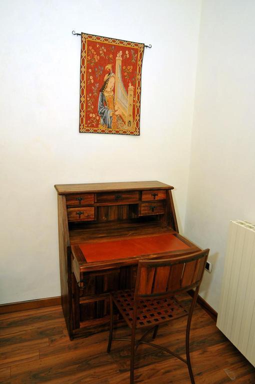 La Dimora Del Ghibellino Villa Tivoli Ruang foto